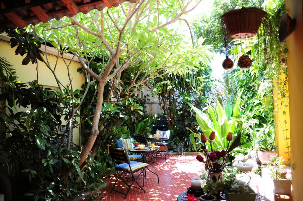 Palmeiras Guest House Maputo Bagian luar foto