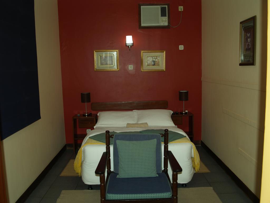 Palmeiras Guest House Maputo Bagian luar foto
